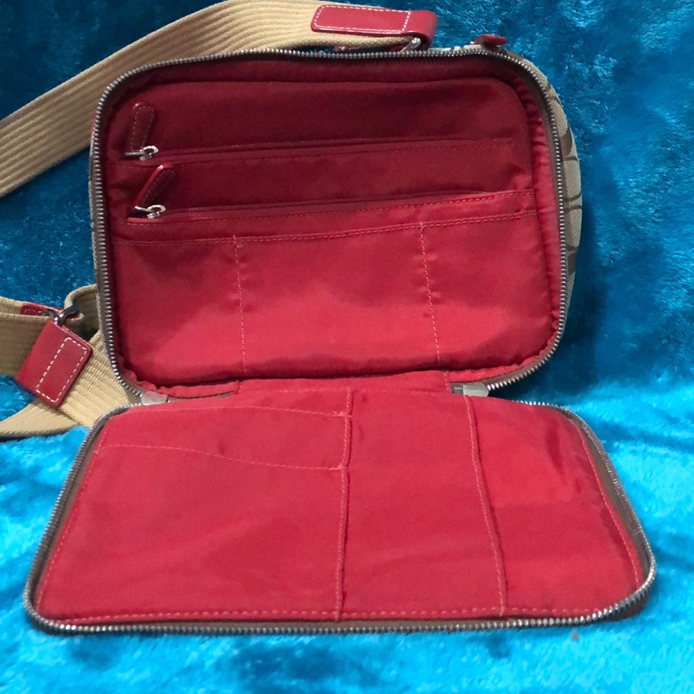 Brown and tan and red crossbody coach bag - Picture 3 of 7